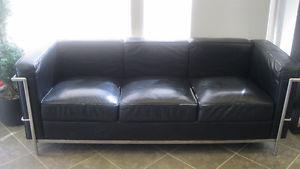 Two seater Leather loveseat... like pic but just 2 seats not