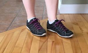 Women's Foot Joy LoPro Golf Shoes size 9
