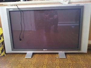 best offer a 42inch sanyo vision plasma tv NO HDMI OR DVI OR