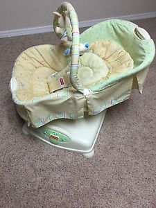 Baby glider, great condition !