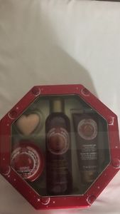 Bath and Body Gift Set