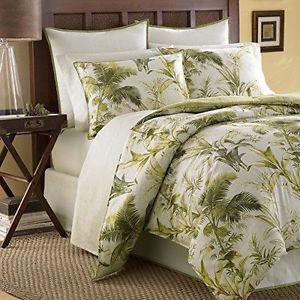 Beautiful queen sized duvet cover with matching shams