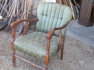 CIRCA s SHABBY CHIC TUFTED WOOD ACCENT ARM CHAIR $