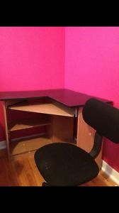 Desk and chair for sale!