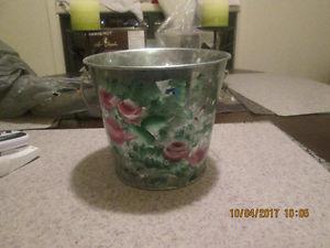 Floral Metal Can