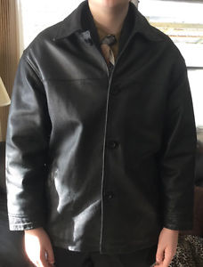Men's Heavy Leather Jacket. In good condition.