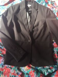 New reitmans black blazer. Size 7