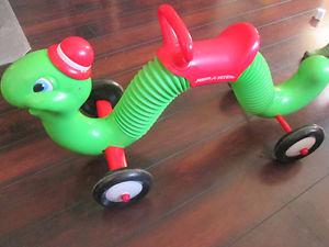 Radio Flyer 'the inchworm'