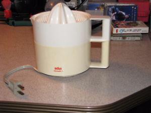 Vintage Braun juicer