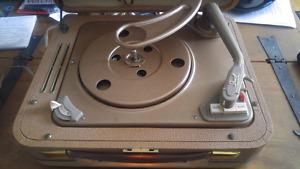 Vintage Suitcase record player project