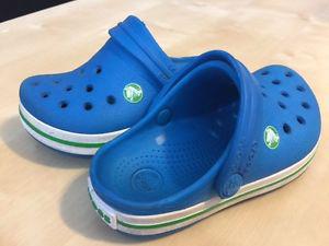 crocs sandal size 6/7