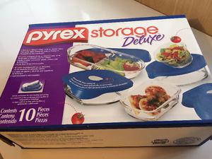 10 Piece Pyrex storage deluxe
