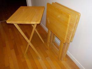 4 wooden folding tables