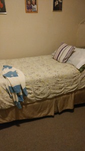 Antique single bed