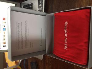 Apple Genius Employee T-shirt Sz XL, Red, Ask Me Anything