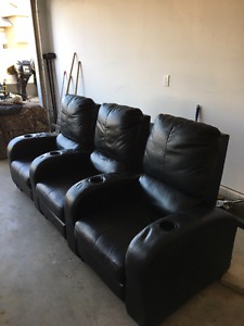 Black leather reclineing theater set