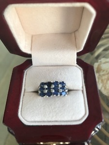 Blue Safire diamonds white gold ring