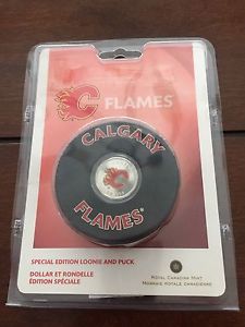  Calgary Flames coin and puck