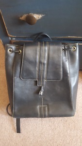 DKNY Bagback/purse