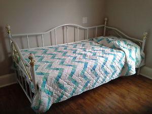 Day bed with mattress & dresser