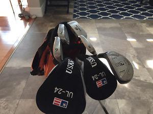 Junior right hand kid power  golf clubs and bag