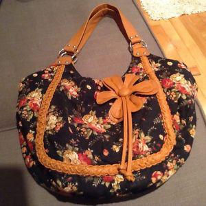 NEW floral purse