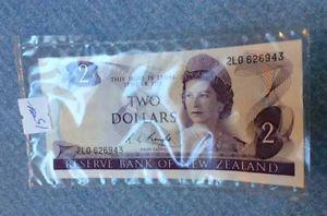 New Zealand  Dollar Note “Knight”