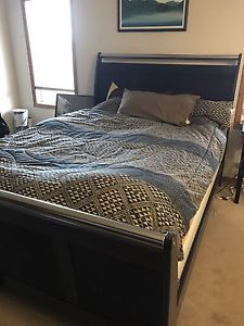 Queen size sleigh bed frame