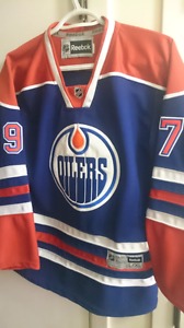 Replica McDavid jersey