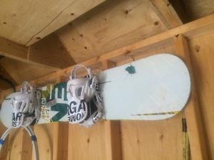 Rome snowboard and bindings
