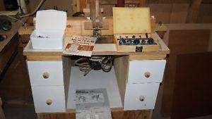 Router Table, Router and bits