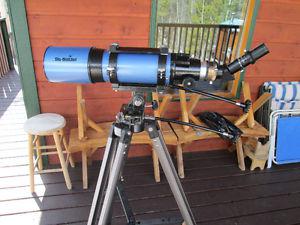Sky Watcher 102mm telescope with accessories