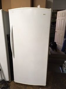 Stand-up Freezer Kenmore