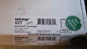 Tekmar 527 thermostat