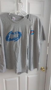 Two t-shirt extra large Alpine and Moosehead light brand new