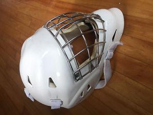 Vaughn goalie helmet