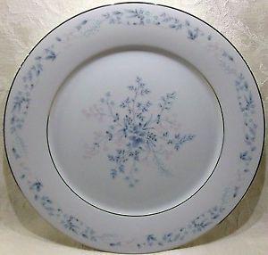 Wanted: Noritake China Dinner Plates (Carolyn pattern)