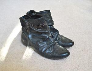 Womens Black Boots Size 8.5