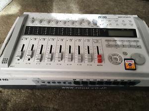 Zoom R16 Digital Recorder / Interface / Controller