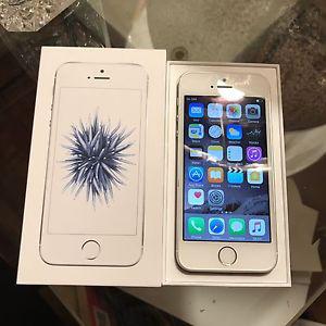 iPhone SE BRAND NEW CONDITION 2 weeks old