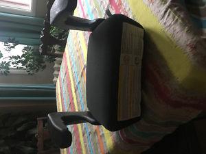 2 Clek Ozzi Booster car seats for sale