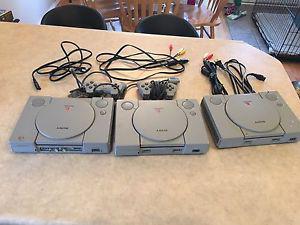 3 PlayStation ones and two sets of cords
