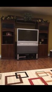 3 piece entertainment unit 40"TV and stand