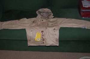 Boy's jacket size 4-5