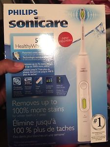 Brandnew and sealed philips toothbrush 5 series