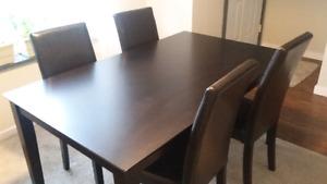 FISCHER Table + 4 MIKA Chairs | Dining Set