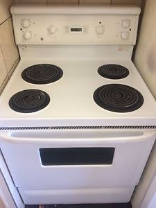 GE stove (free delivery)