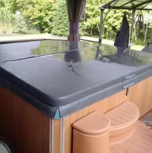 Galbocca Hot Tub for sale