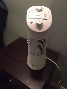 Honeywell 17.5 Oscillating Tower Fan