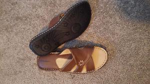 Ladies size 10 wide summer sandals